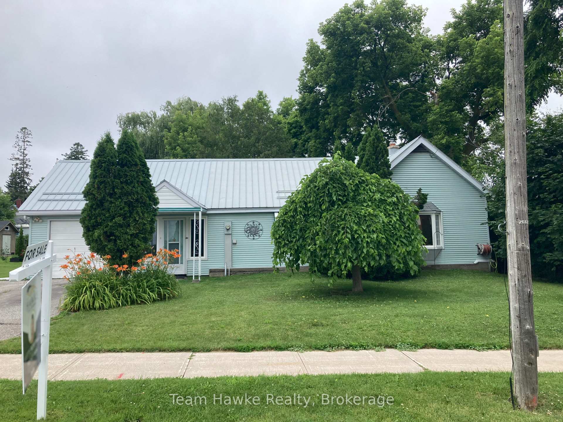 Photo 1 of 266 Barnett Avenue, Midland — HOMEH