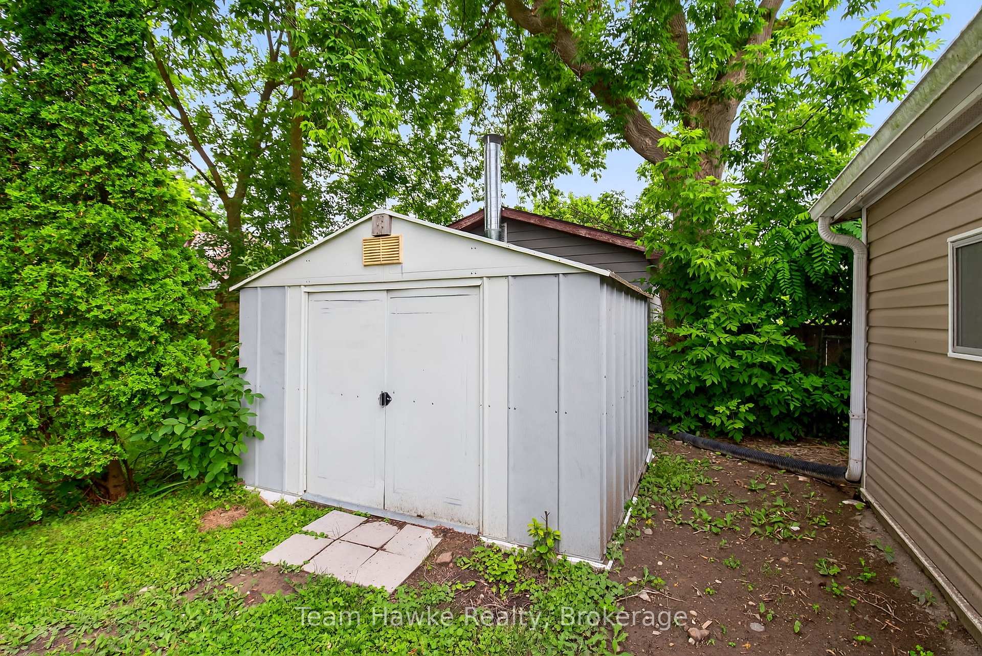 Photo 25 of 266 Barnett Avenue, Midland — HOMEH