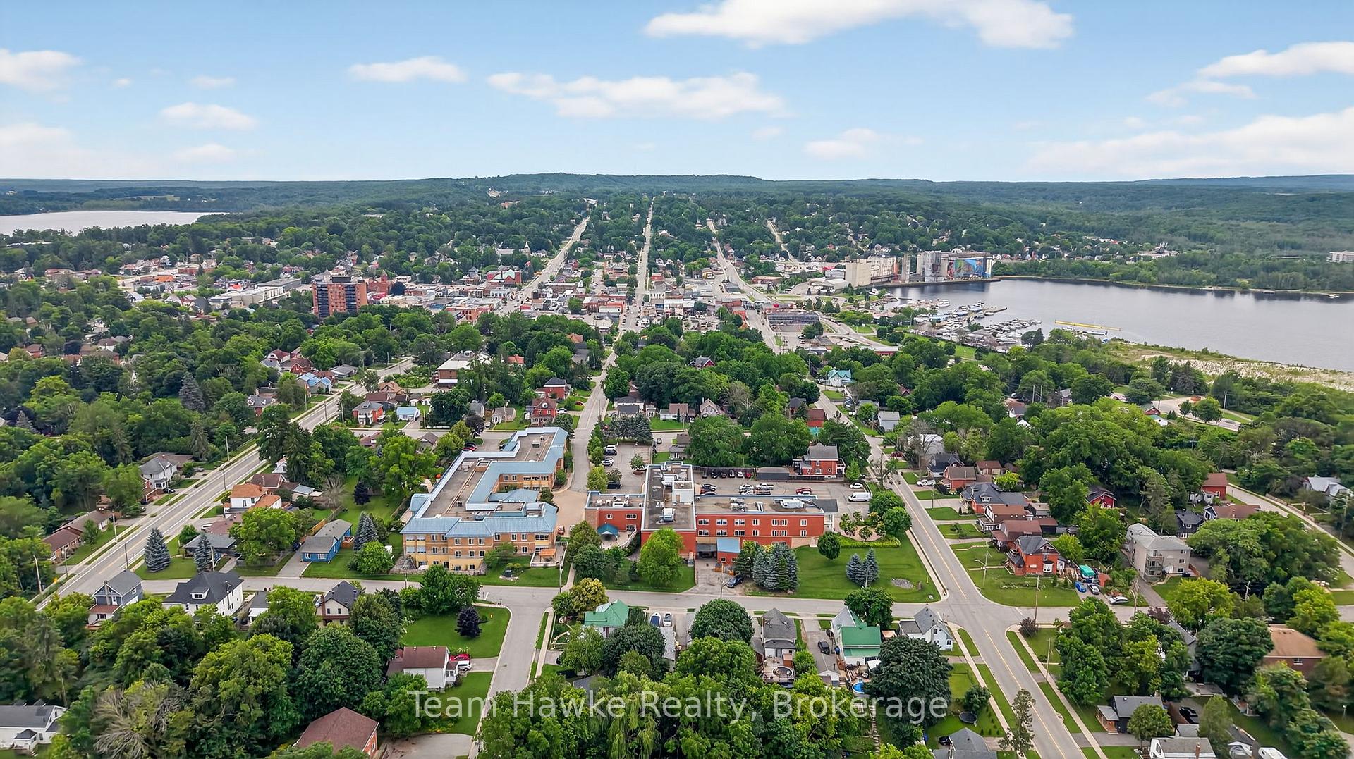 Photo 32 of 266 Barnett Avenue, Midland — HOMEH