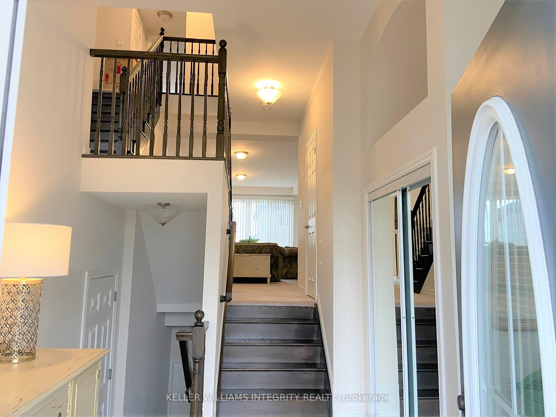 Photo 4 of 351 Rouncey Road, Ottawa, Kanata - Emerald Meadows/Trailwest — HOMEH