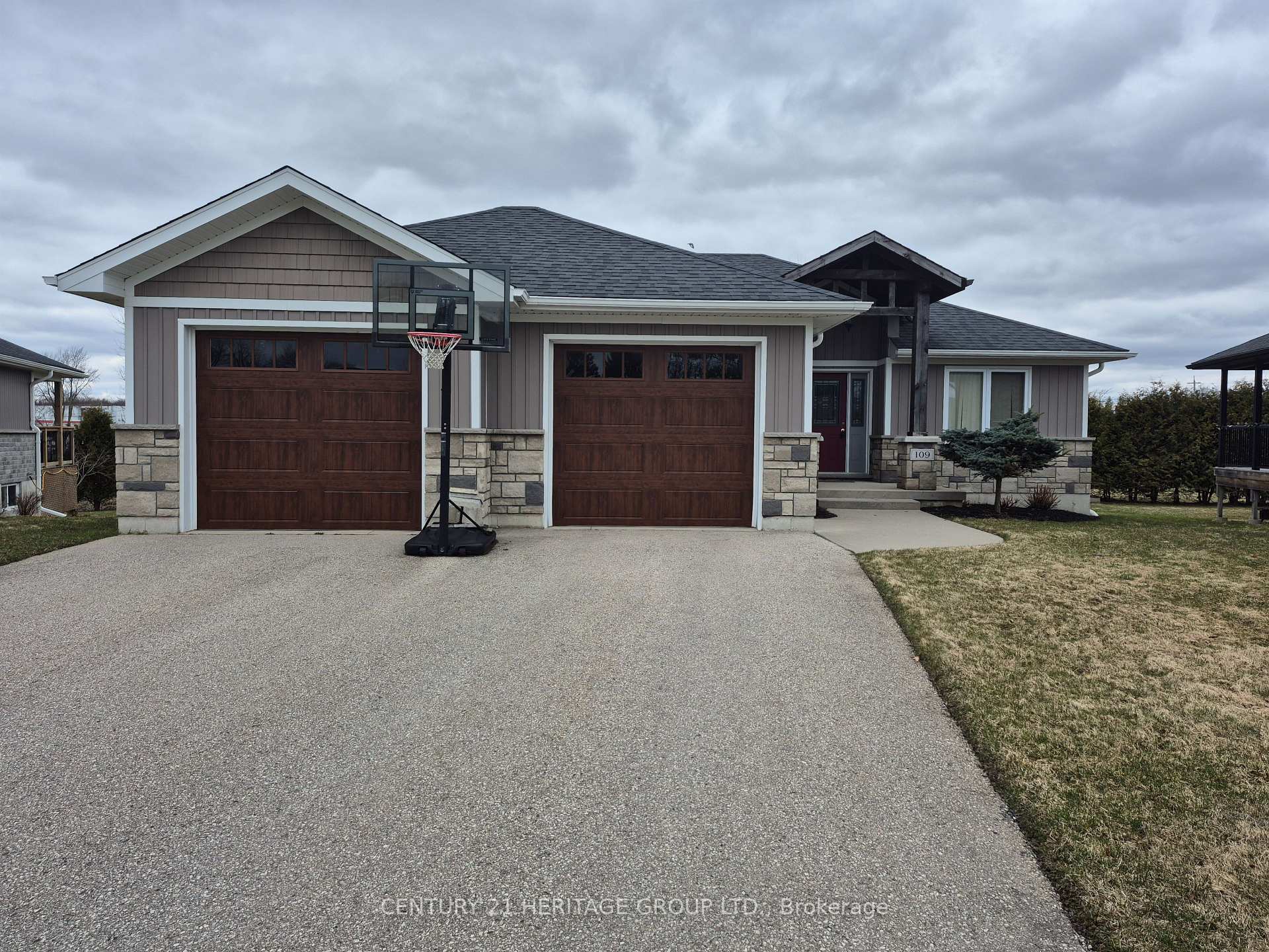 Front of 109 Tuffy Macdougall Court