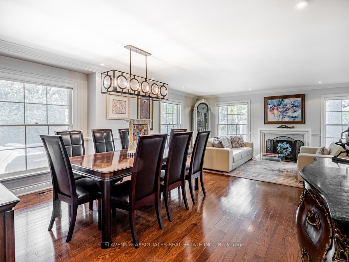 Photo 2 of 18 Hammok Crescent, Markham, Bayview Glen — HOMEH