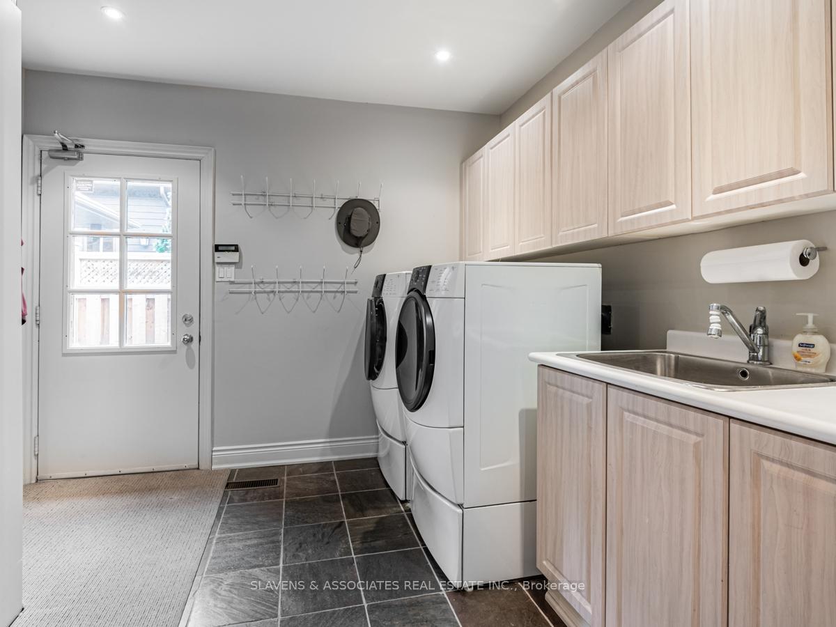 Photo 9 of 18 Hammok Crescent, Markham, Bayview Glen — HOMEH