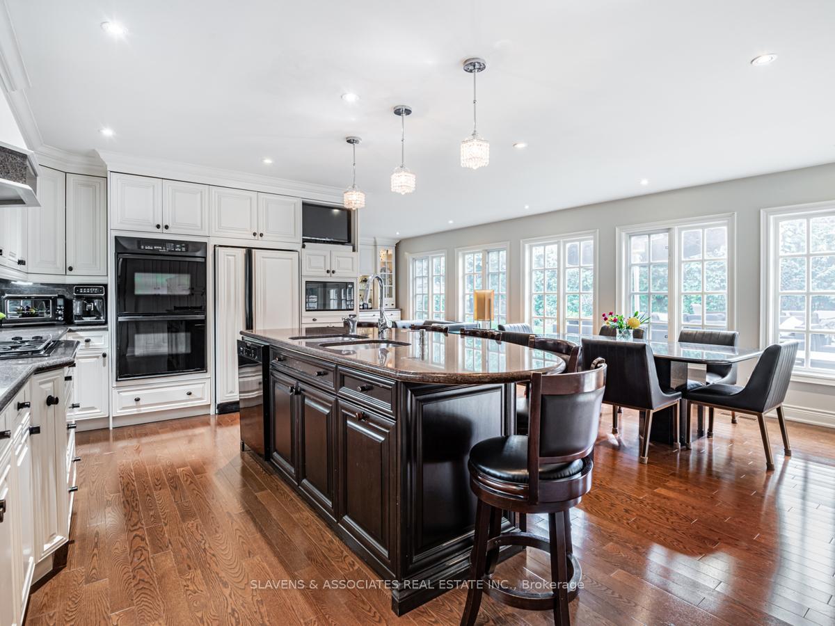 Photo 10 of 18 Hammok Crescent, Markham, Bayview Glen — HOMEH