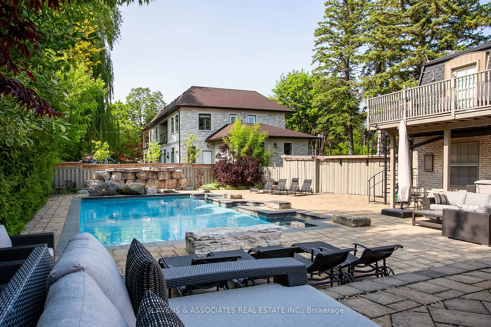 Photo 37 of 18 Hammok Crescent, Markham, Bayview Glen — HOMEH