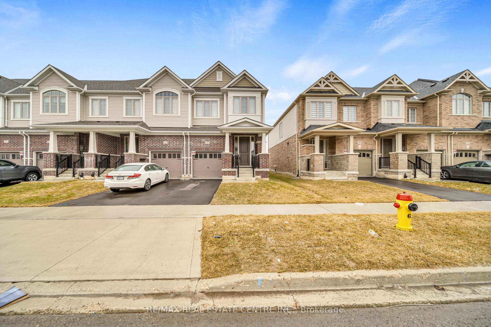 Photo 4 of 200 Broadacre Drive, Kitchener — HOMEH