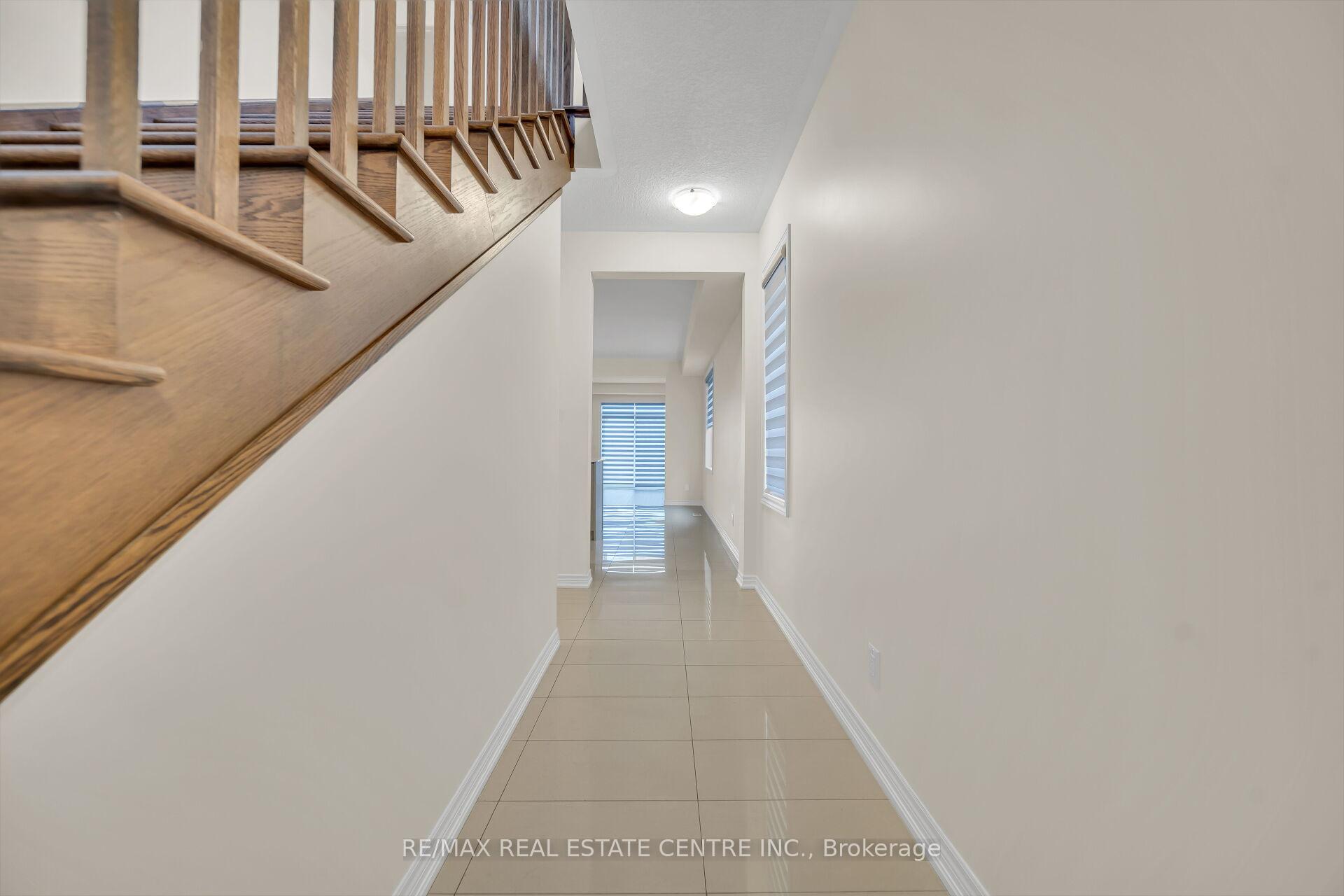 Photo 7 of 200 Broadacre Drive, Kitchener — HOMEH