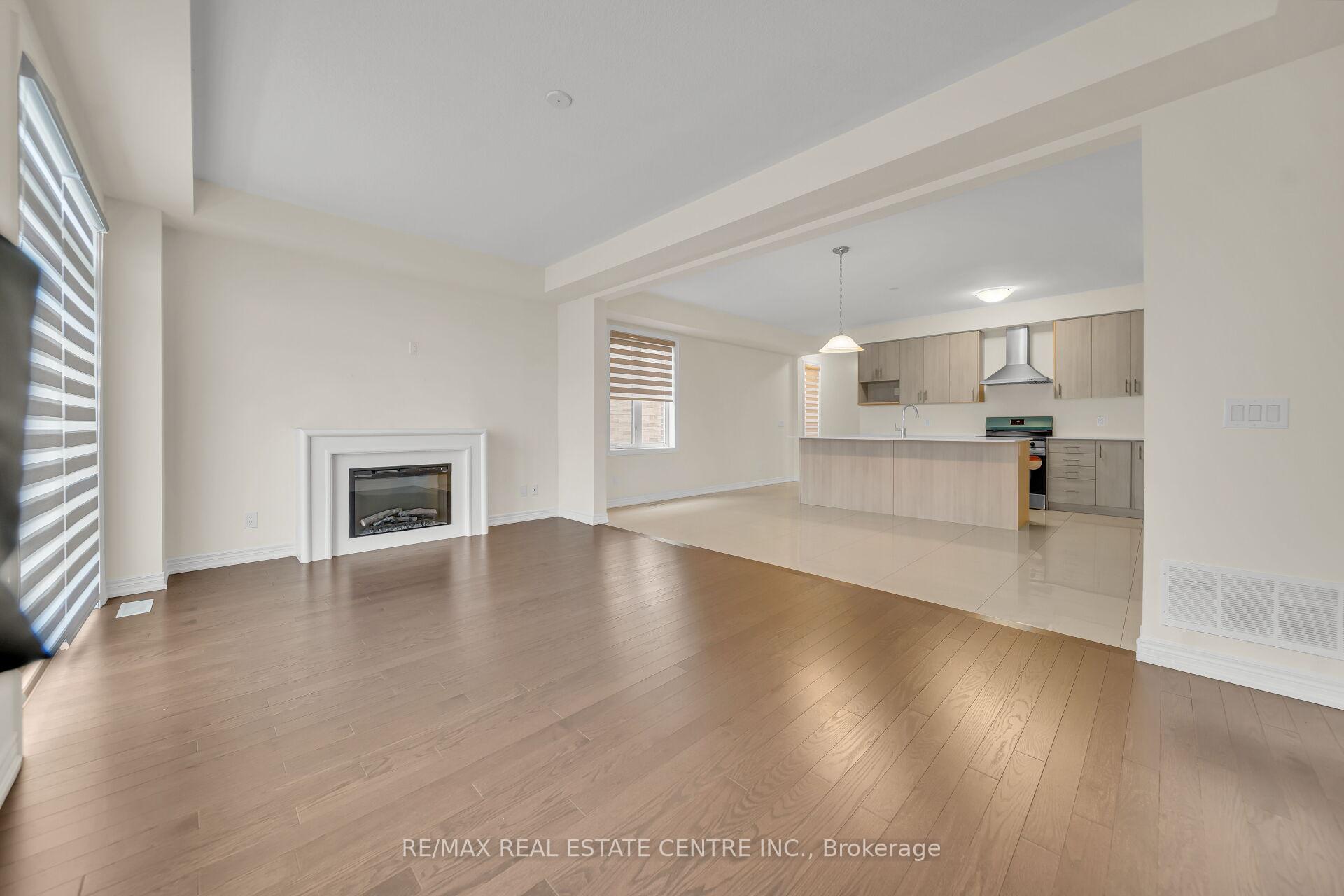 Photo 9 of 200 Broadacre Drive, Kitchener — HOMEH