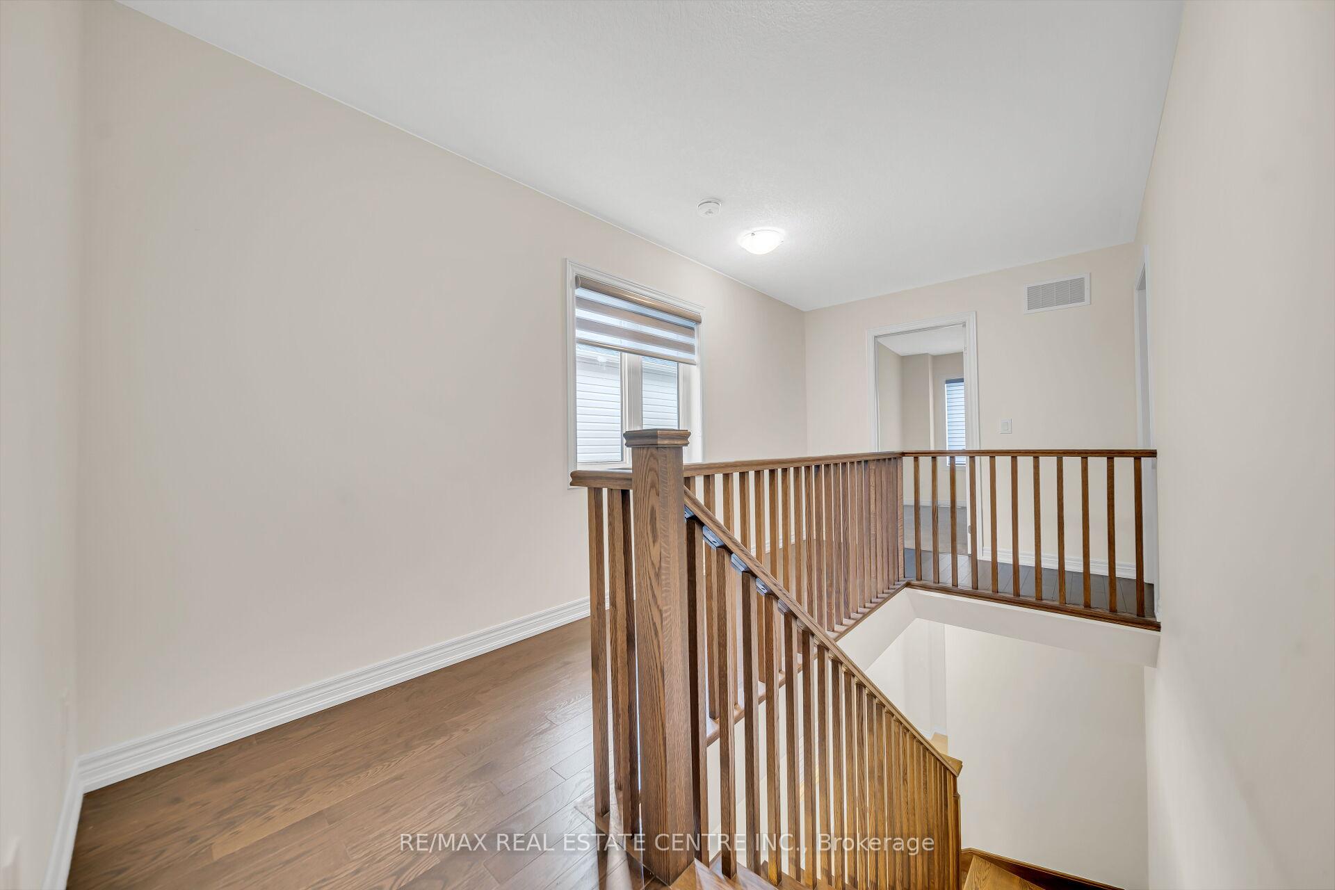 Photo 20 of 200 Broadacre Drive, Kitchener — HOMEH