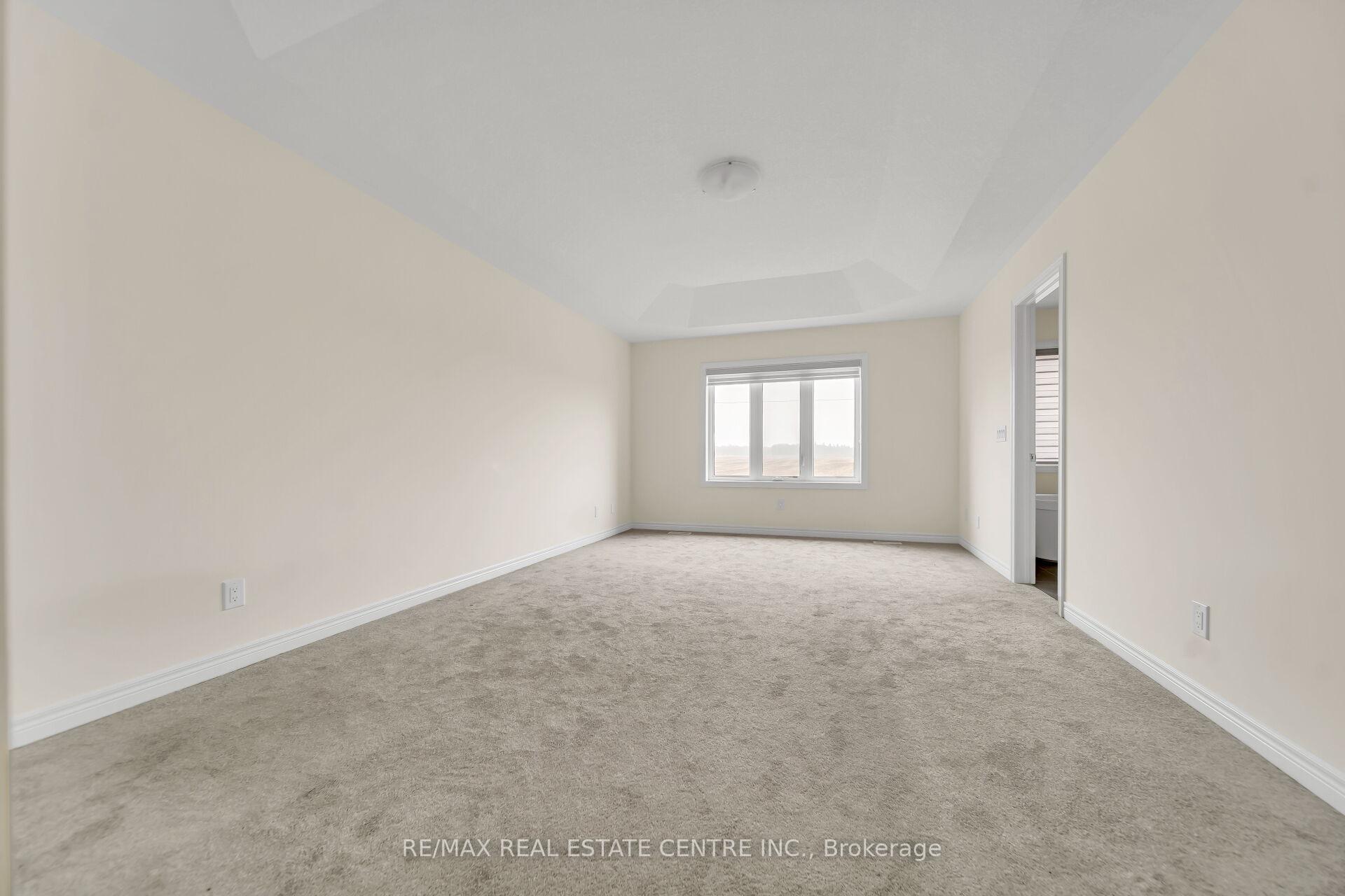 Photo 22 of 200 Broadacre Drive, Kitchener — HOMEH