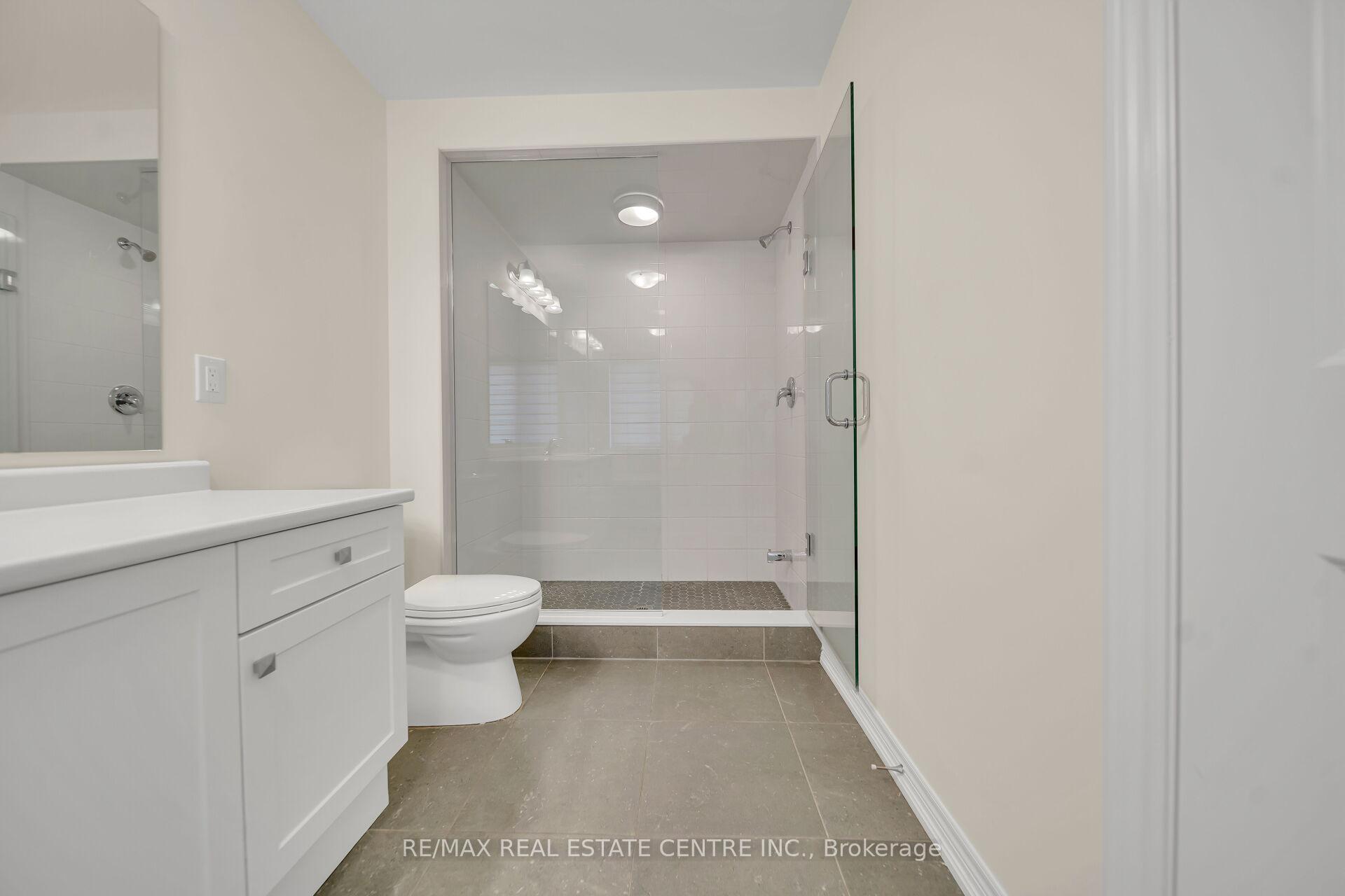 Photo 26 of 200 Broadacre Drive, Kitchener — HOMEH