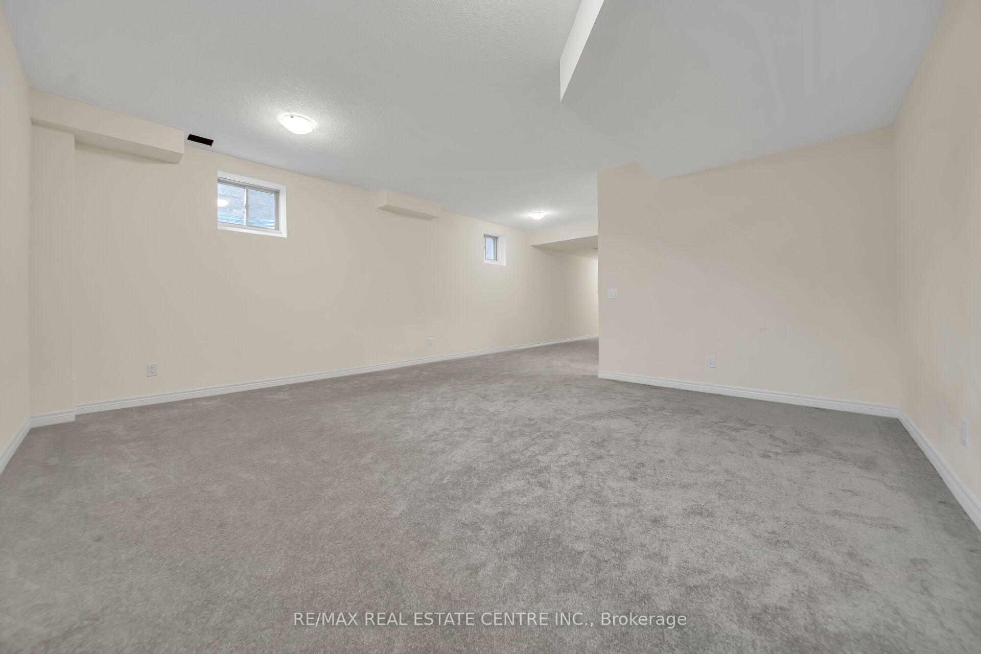 Photo 36 of 200 Broadacre Drive, Kitchener — HOMEH