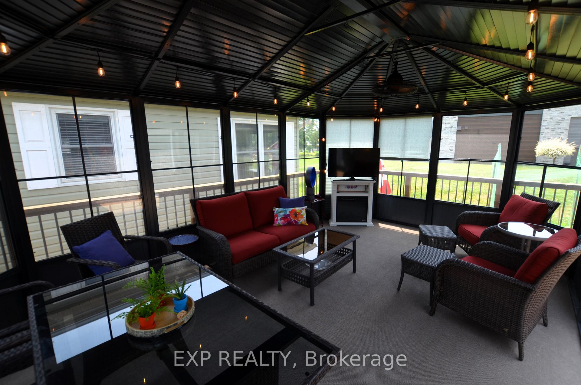 Photo 5 of Unit 103, 22790 Amiens Road, Middlesex Centre, Rural Middlesex Centre — HOMEH