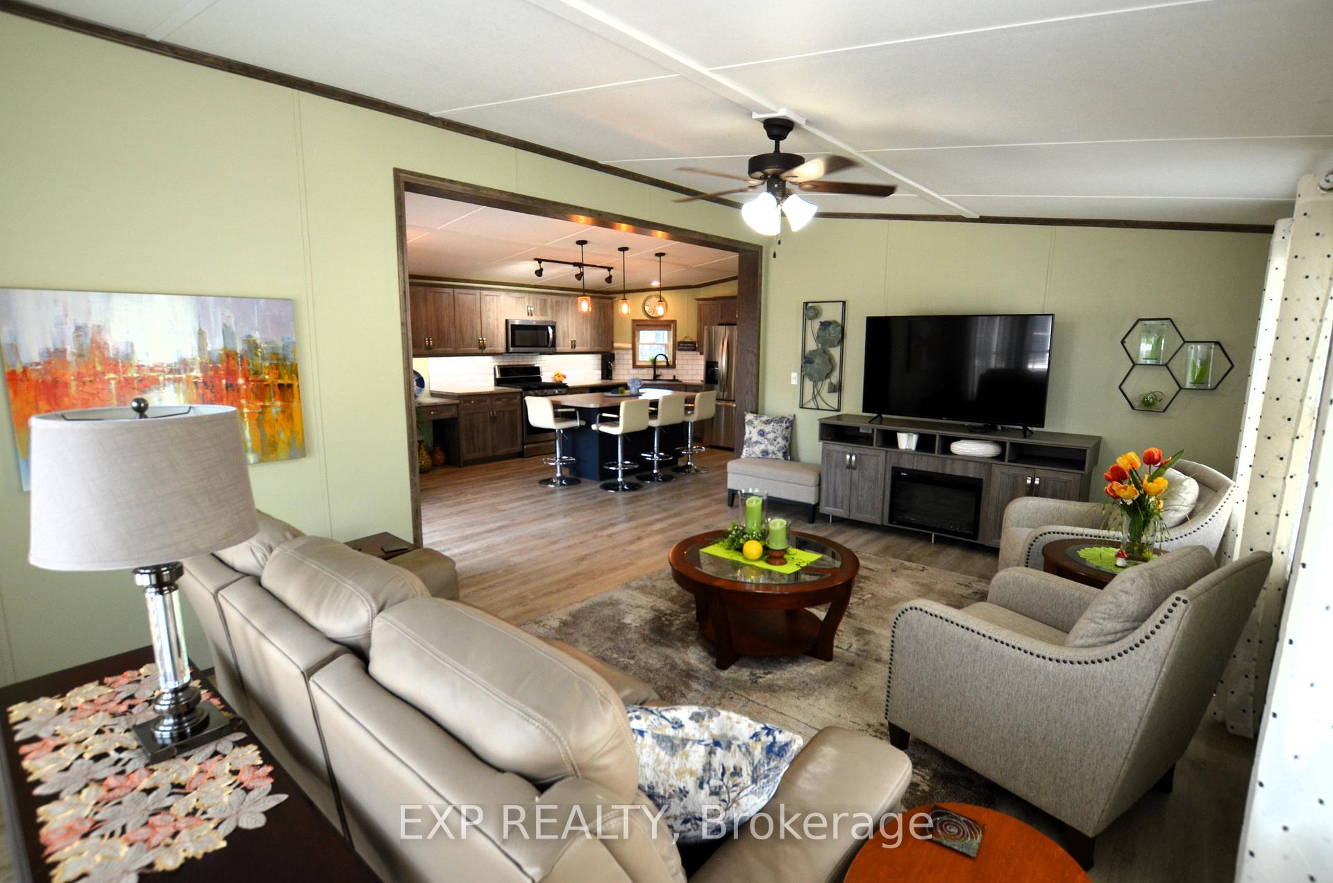 Photo 14 of Unit 103, 22790 Amiens Road, Middlesex Centre, Rural Middlesex Centre — HOMEH