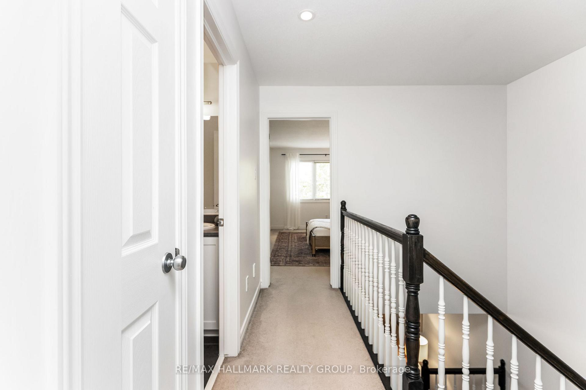 Photo 16 of 59 Brady Avenue, Ottawa, Kanata - Morgan's Grant/South March — HOMEH