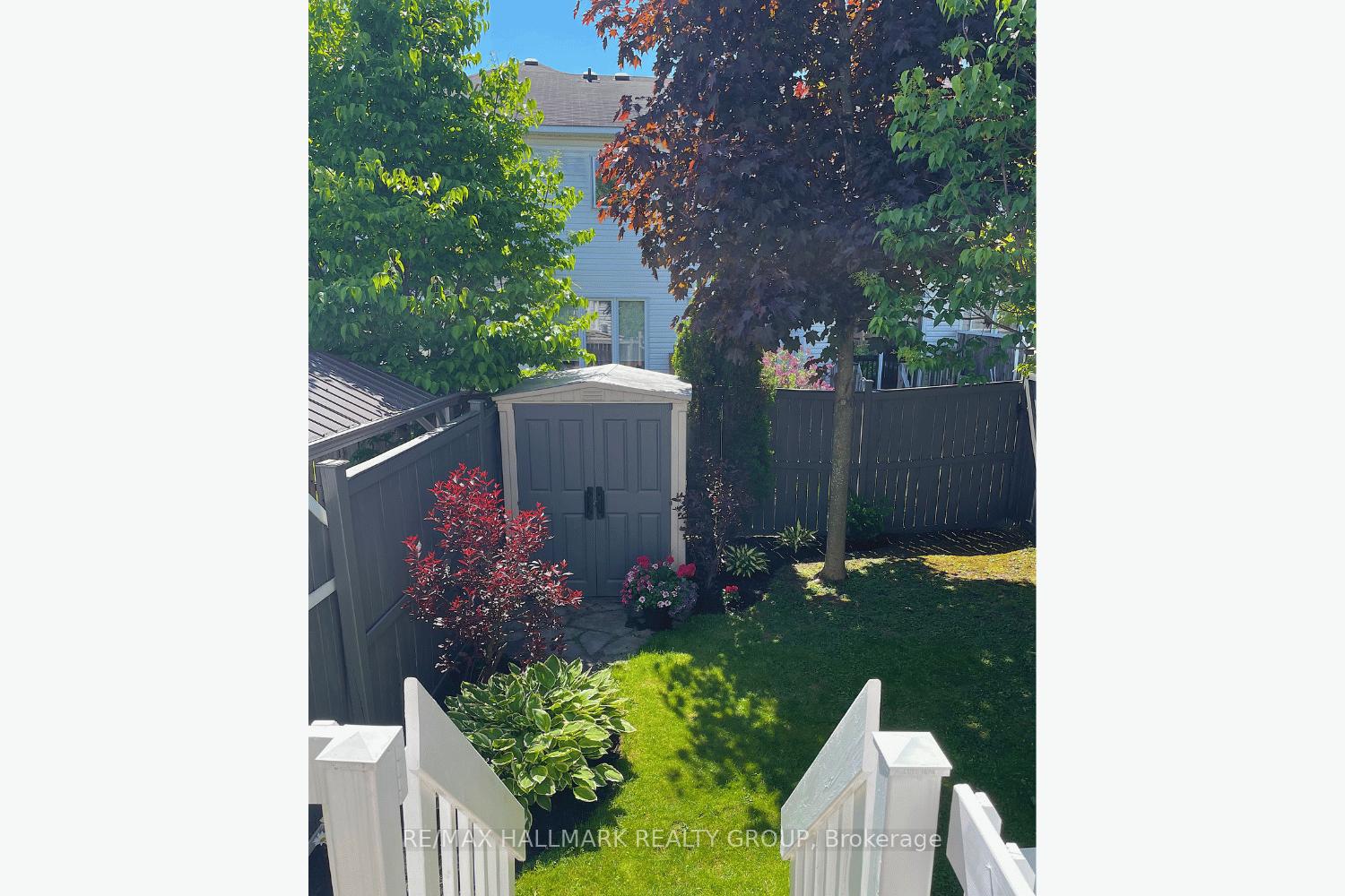 Photo 29 of 59 Brady Avenue, Ottawa, Kanata - Morgan's Grant/South March — HOMEH