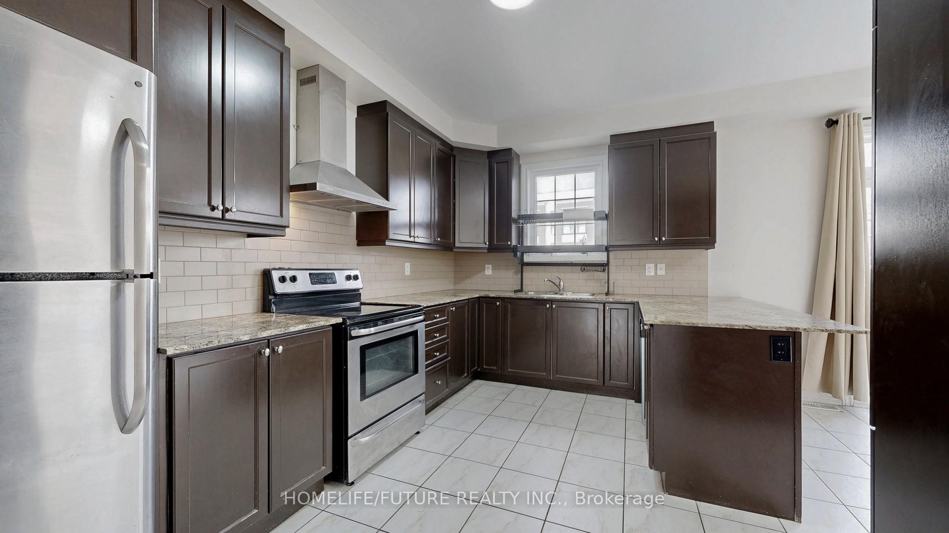 Photo 8 of Unit Main & 2nd, 89 Hammersley Blvd, Markham, Wismer — HOMEH
