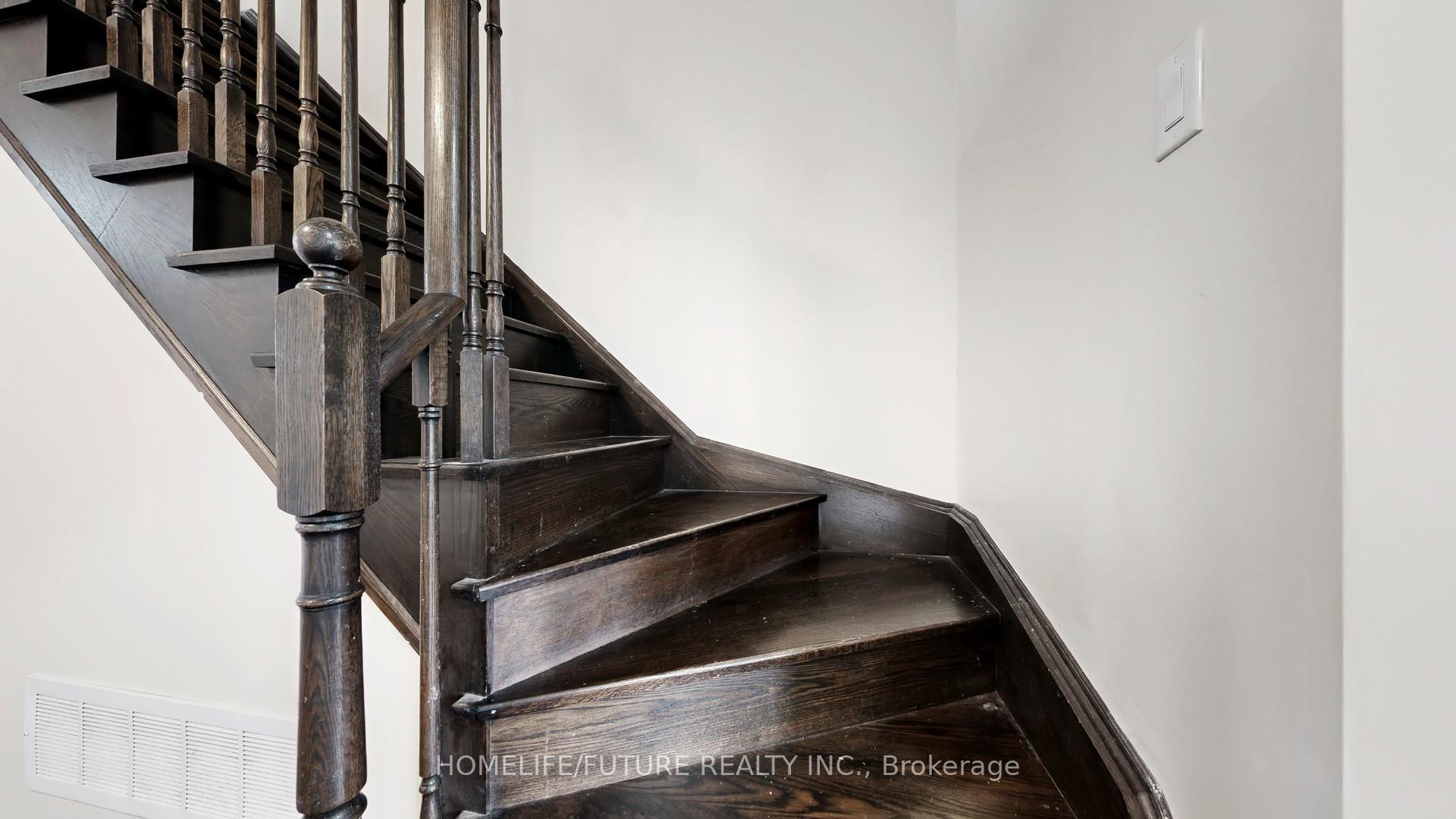 Photo 20 of Unit Main & 2nd, 89 Hammersley Blvd, Markham, Wismer — HOMEH