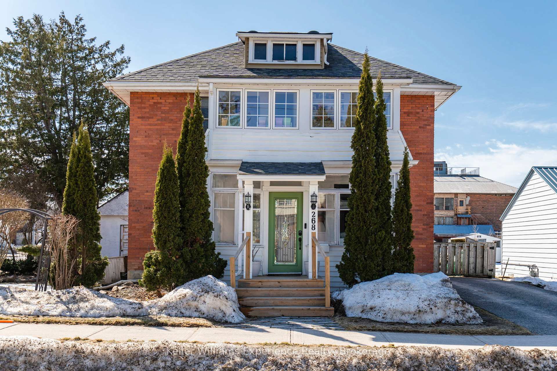 Photo 2 of 268 Russell Street, Midland — HOMEH
