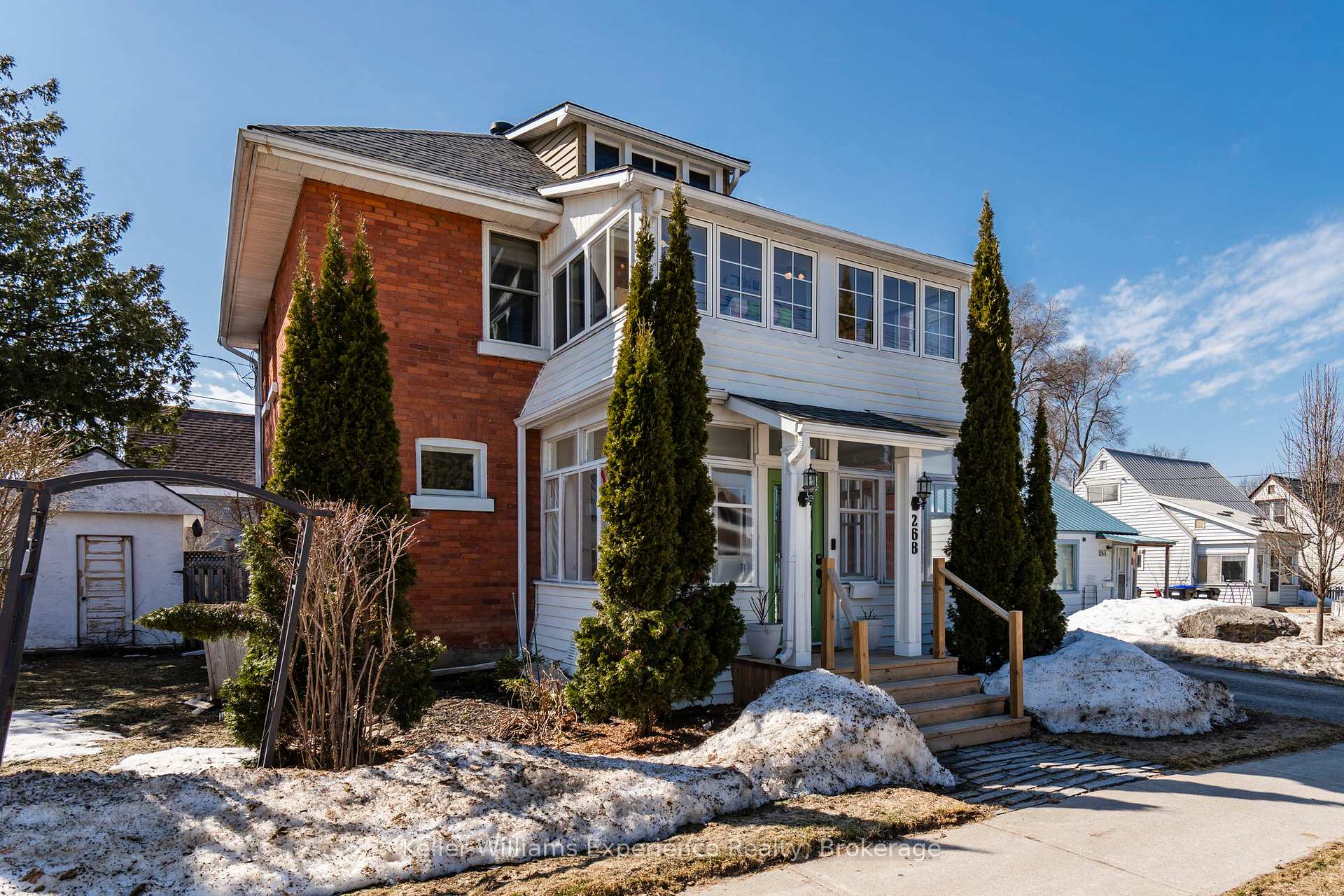 Photo 3 of 268 Russell Street, Midland — HOMEH