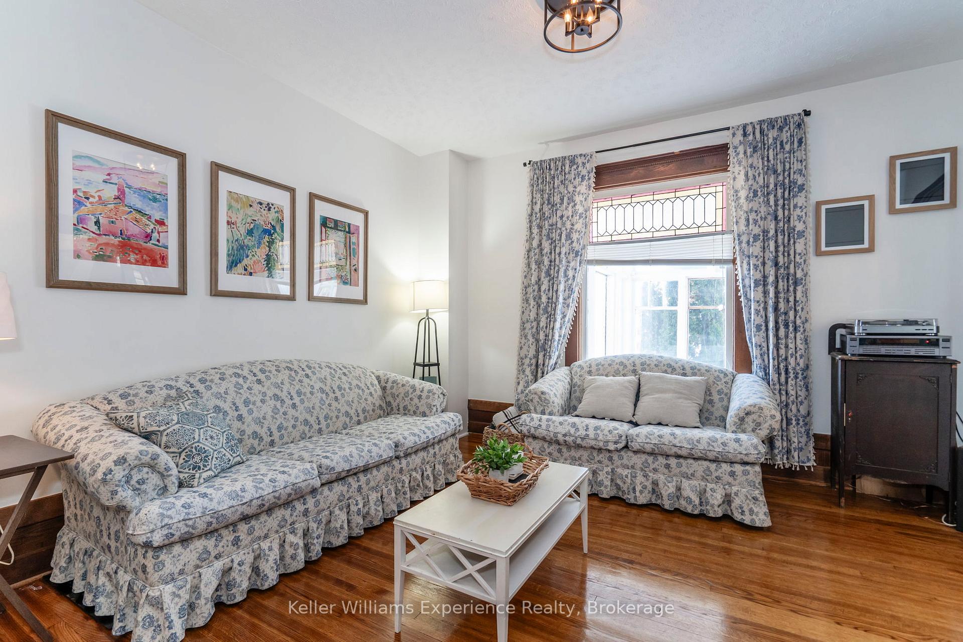 Photo 14 of 268 Russell Street, Midland — HOMEH