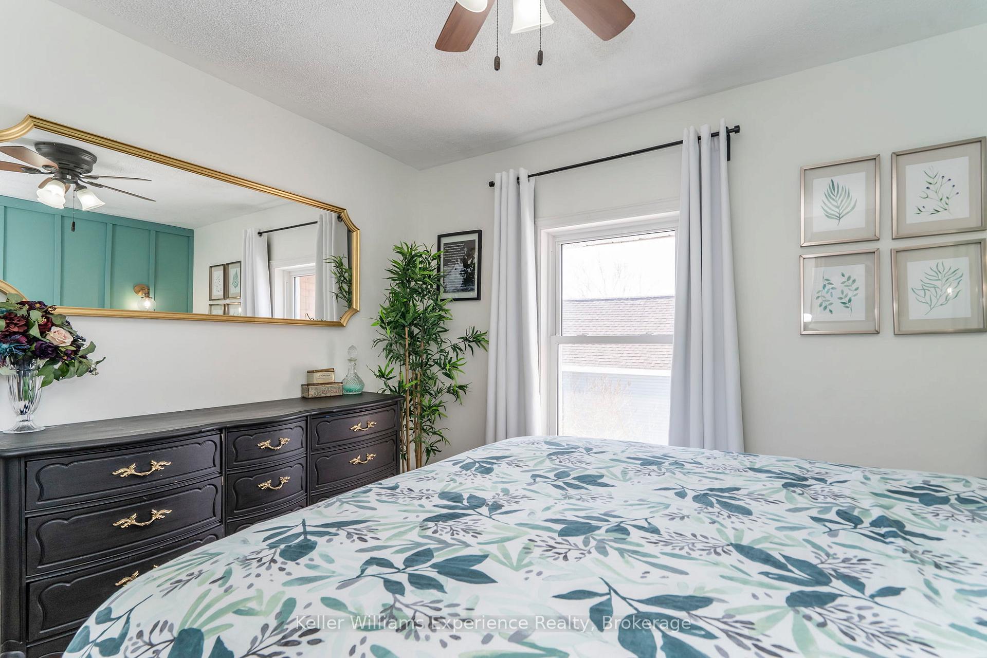 Photo 20 of 268 Russell Street, Midland — HOMEH