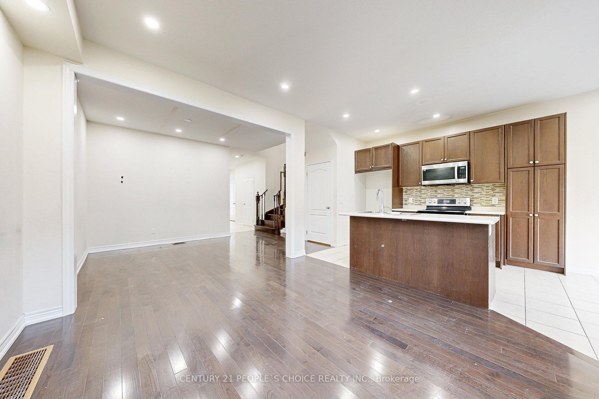 Photo 12 of 825 Miltonbrook Crescent, Milton, Willmott — HOMEH