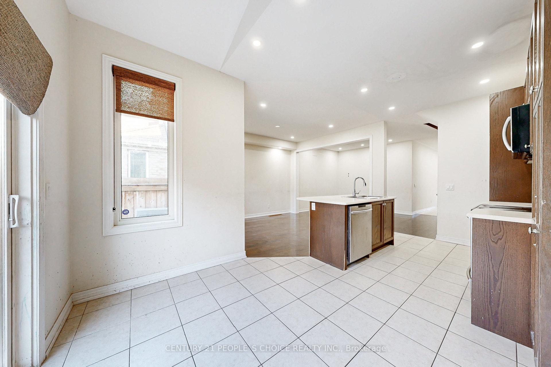 Photo 20 of 825 Miltonbrook Crescent, Milton, Willmott — HOMEH
