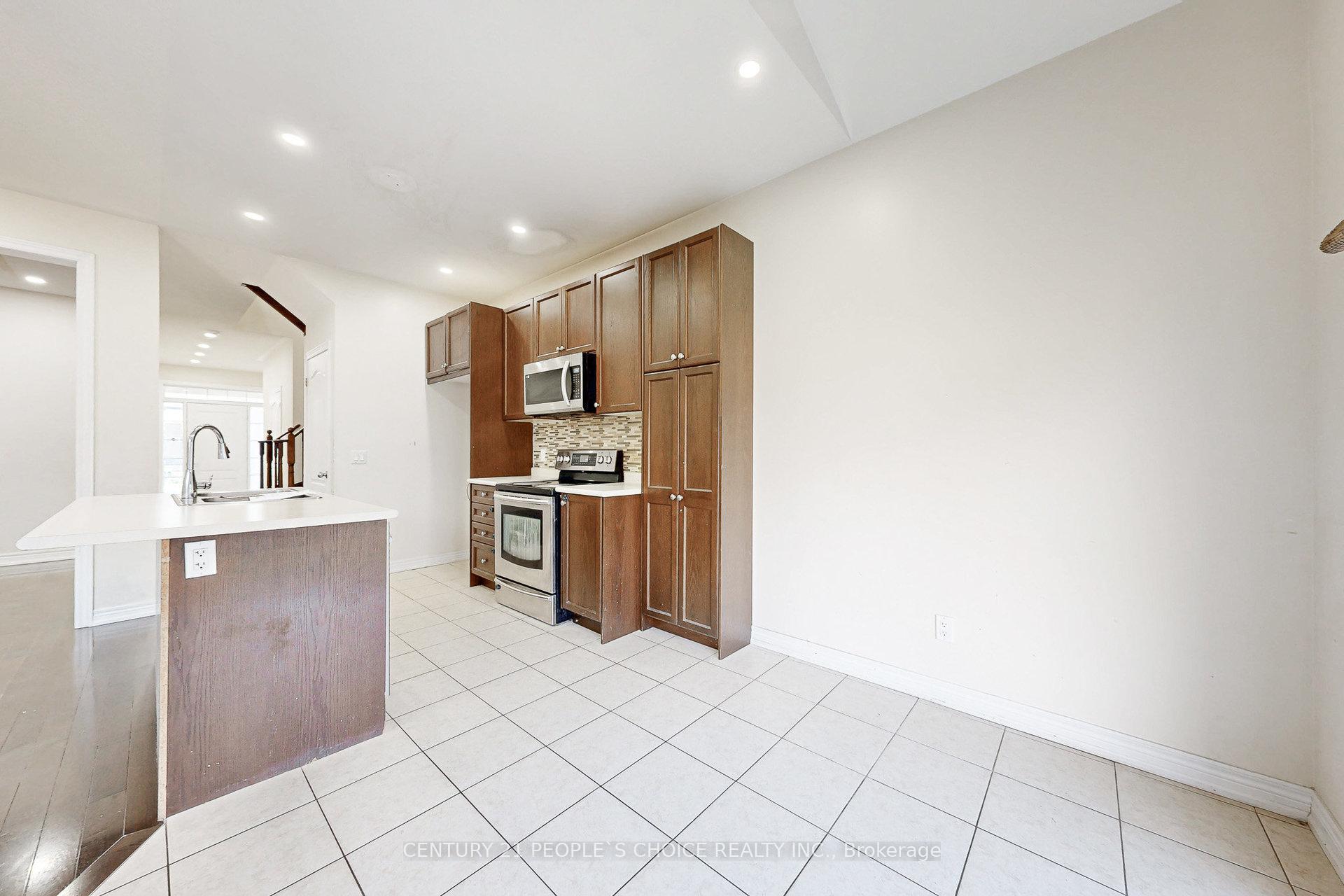 Photo 21 of 825 Miltonbrook Crescent, Milton, Willmott — HOMEH
