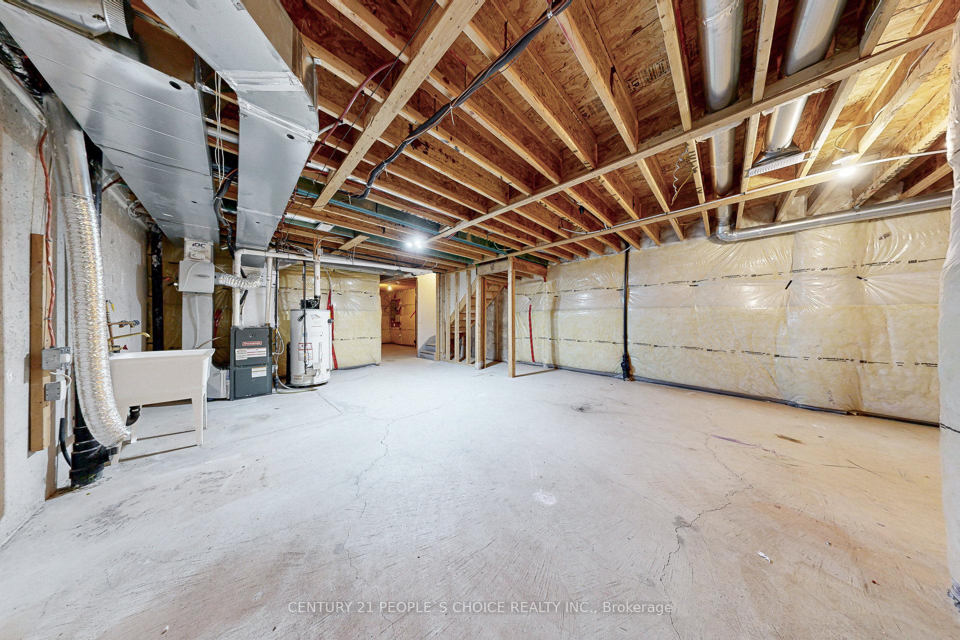 Photo 37 of 825 Miltonbrook Crescent, Milton, Willmott — HOMEH