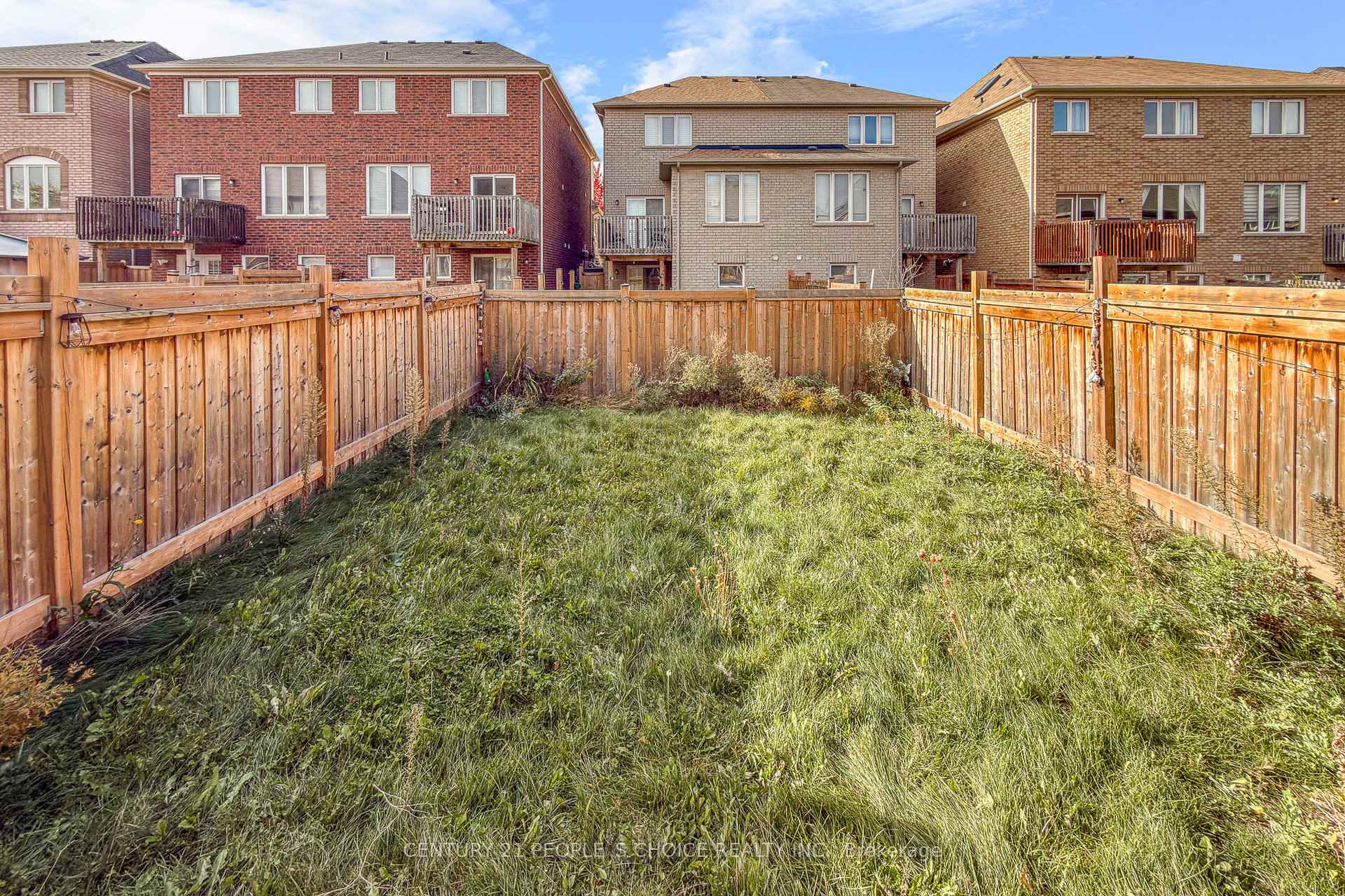 Photo 41 of 825 Miltonbrook Crescent, Milton, Willmott — HOMEH