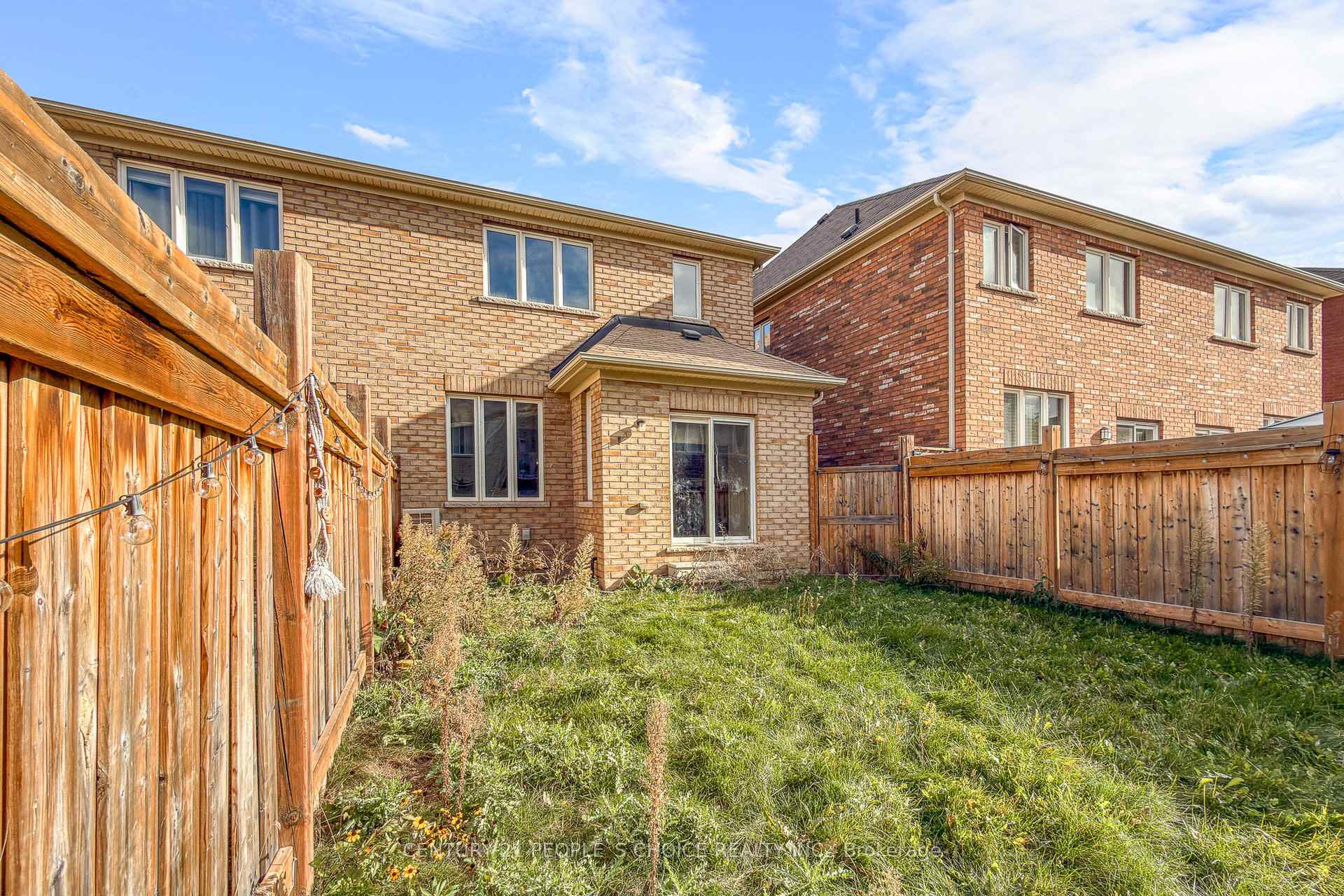 Photo 44 of 825 Miltonbrook Crescent, Milton, Willmott — HOMEH