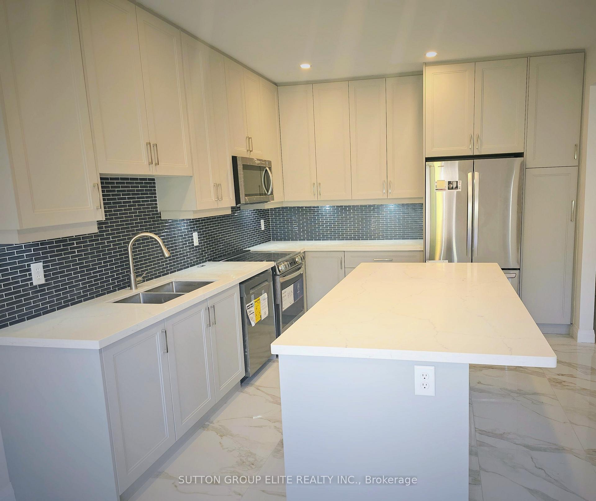 Photo 2 of 34 Trelawny Road, Markham, Greensborough — HOMEH