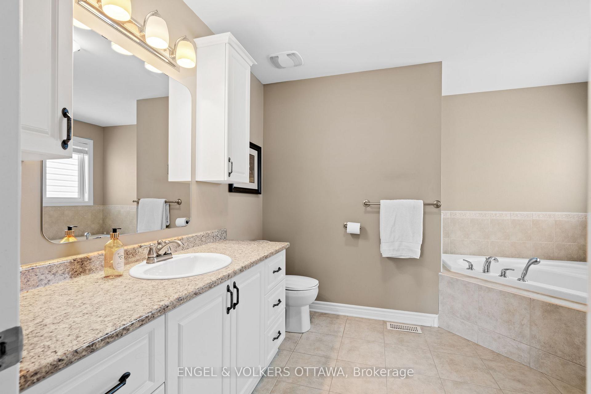 Photo 27 of 1141 Northgraves Crescent, Ottawa, Kanata - Emerald Meadows/Trailwest — HOMEH