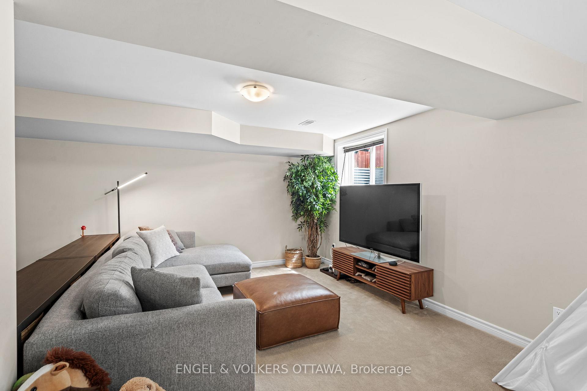 Photo 43 of 1141 Northgraves Crescent, Ottawa, Kanata - Emerald Meadows/Trailwest — HOMEH