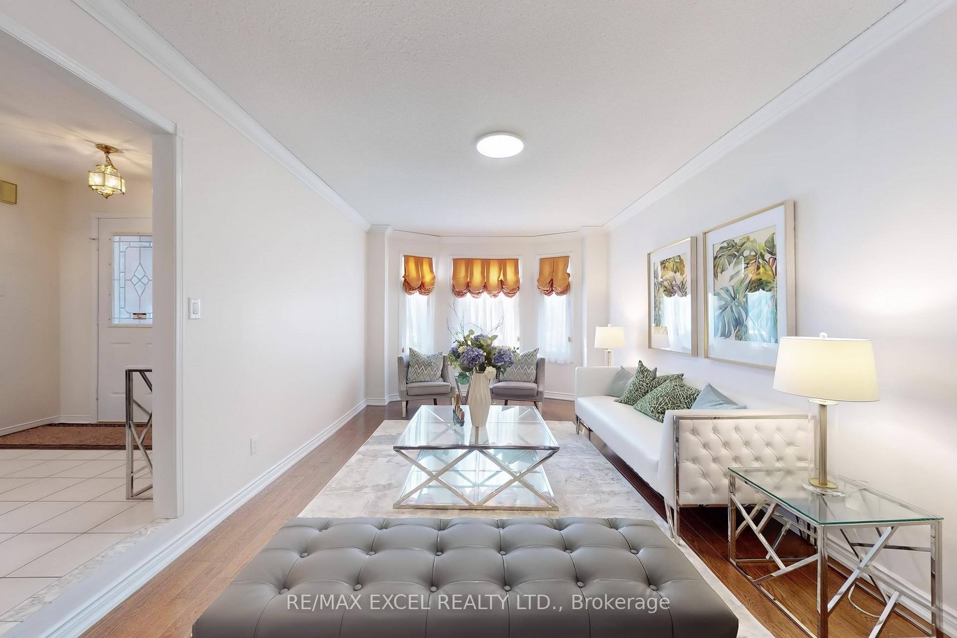 Photo 6 of 69 Nadine Crescent, Markham, Unionville — HOMEH