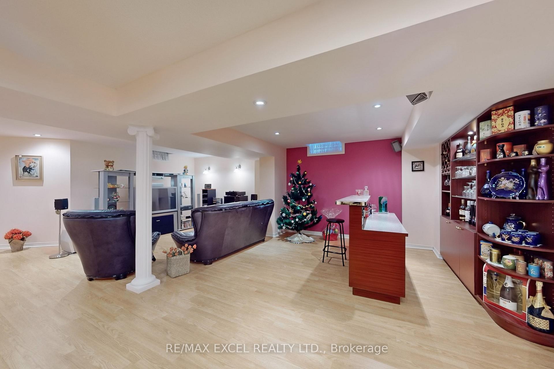 Photo 40 of 69 Nadine Crescent, Markham, Unionville — HOMEH