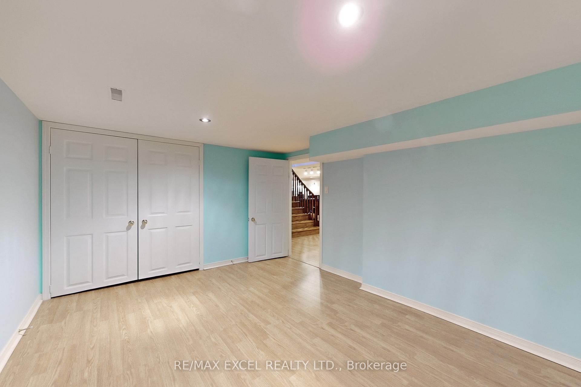 Photo 41 of 69 Nadine Crescent, Markham, Unionville — HOMEH