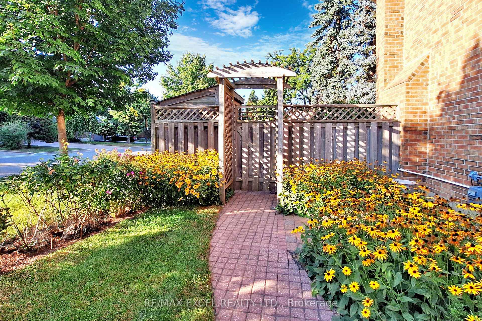 Photo 49 of 69 Nadine Crescent, Markham, Unionville — HOMEH