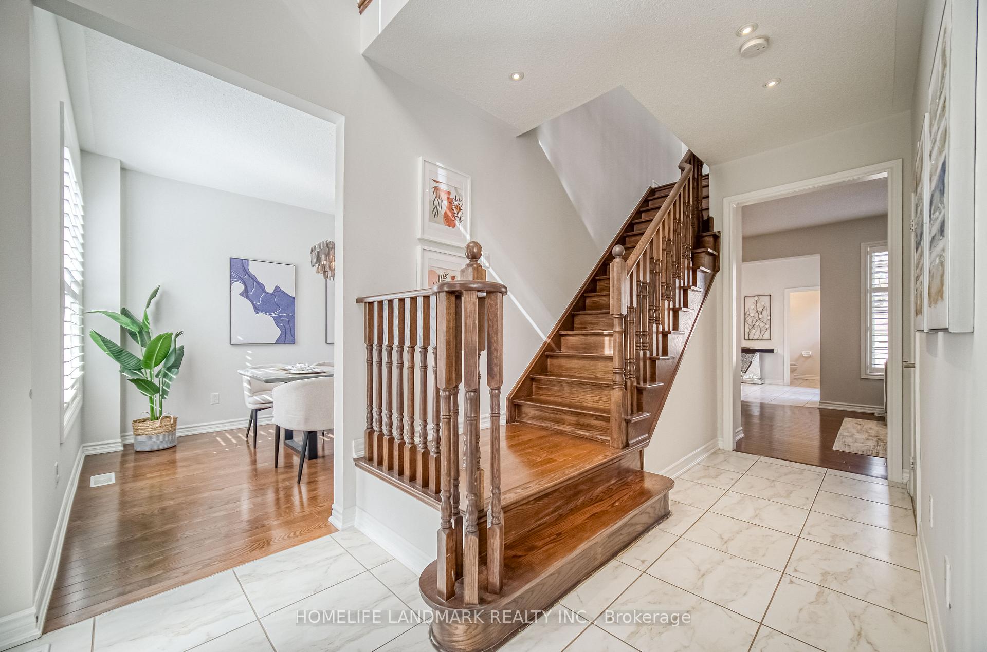 Photo 4 of 131 Reflection Road, Markham, Cathedraltown — HOMEH