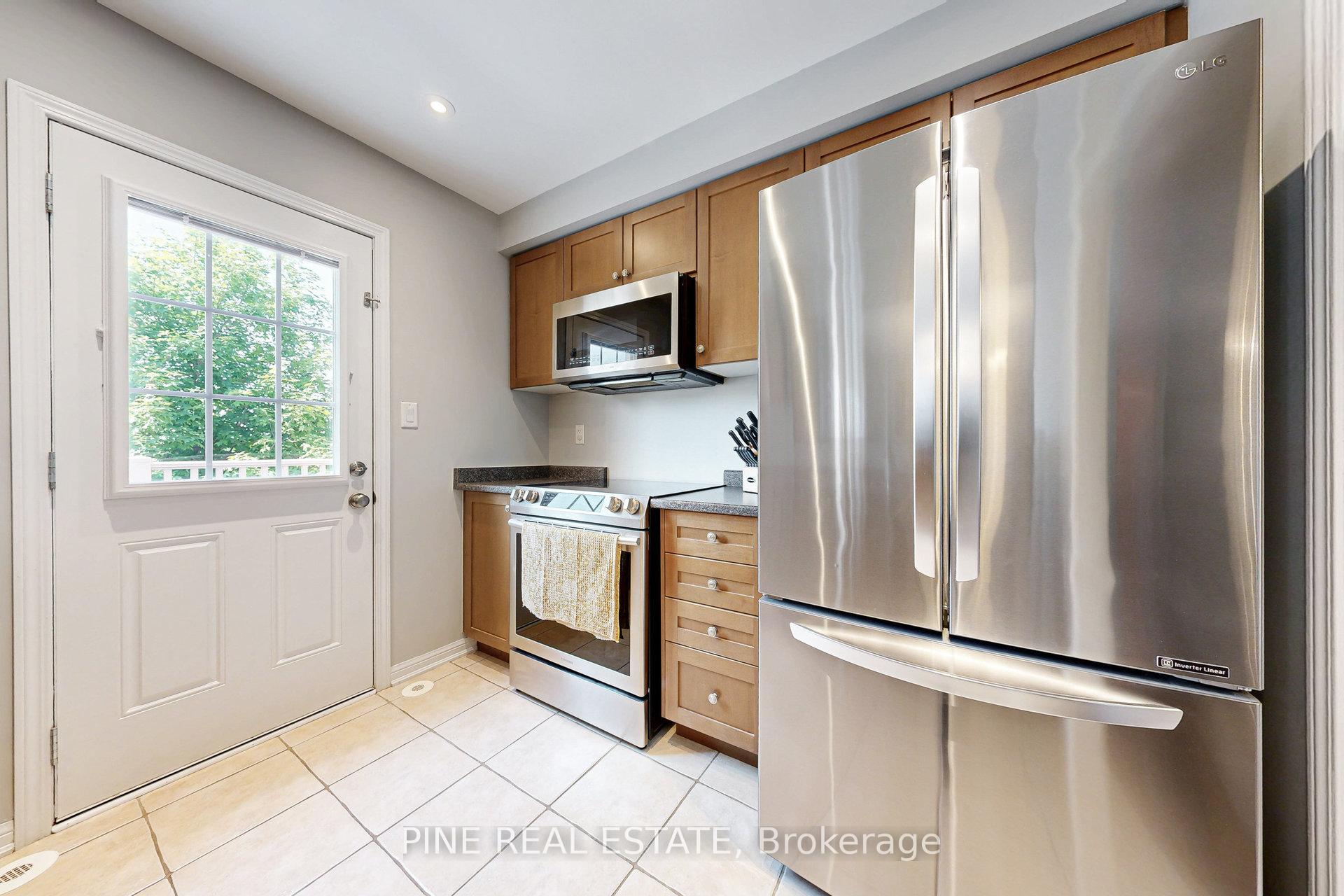 Photo 11 of 649 Speyer Circle, Milton, Harrison — HOMEH