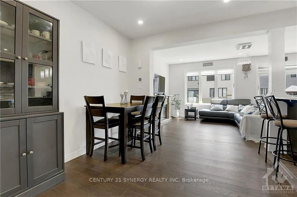 Photo 4 of 402 Cope Drive, Ottawa, Kanata - Emerald Meadows/Trailwest — HOMEH
