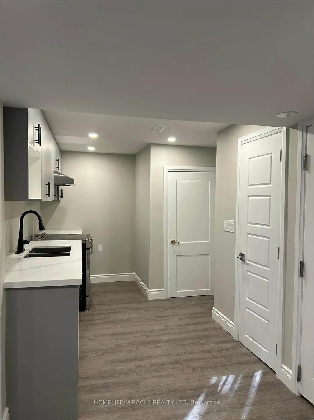 Photo 2 of Unit BSMNT, 851 Laurier Avenue, Milton, Timberlea — HOMEH
