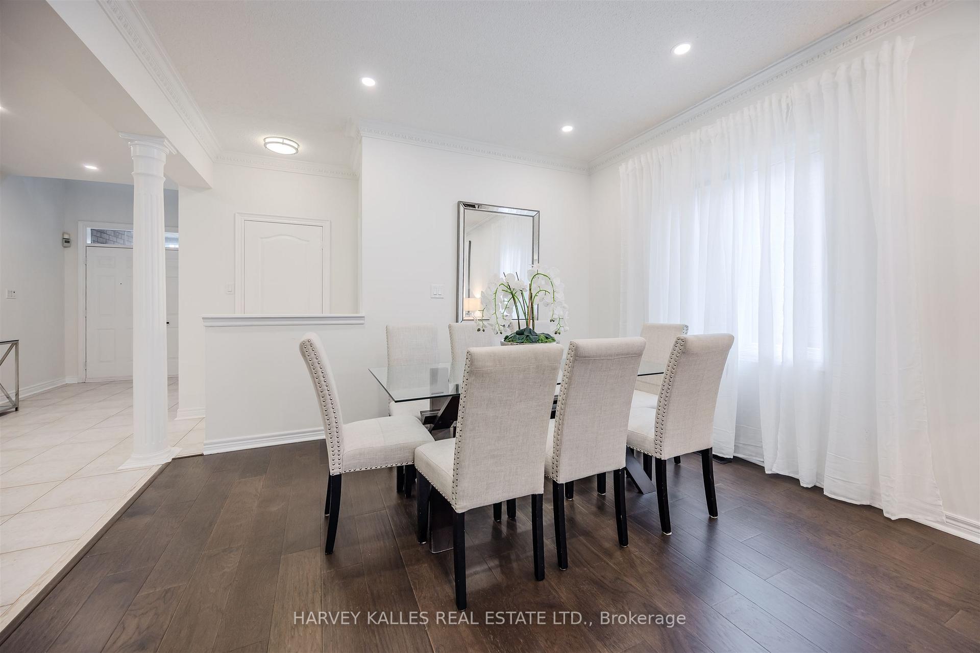 Photo 12 of 94 Sutcliffe Crescent, Markham, Cachet — HOMEH