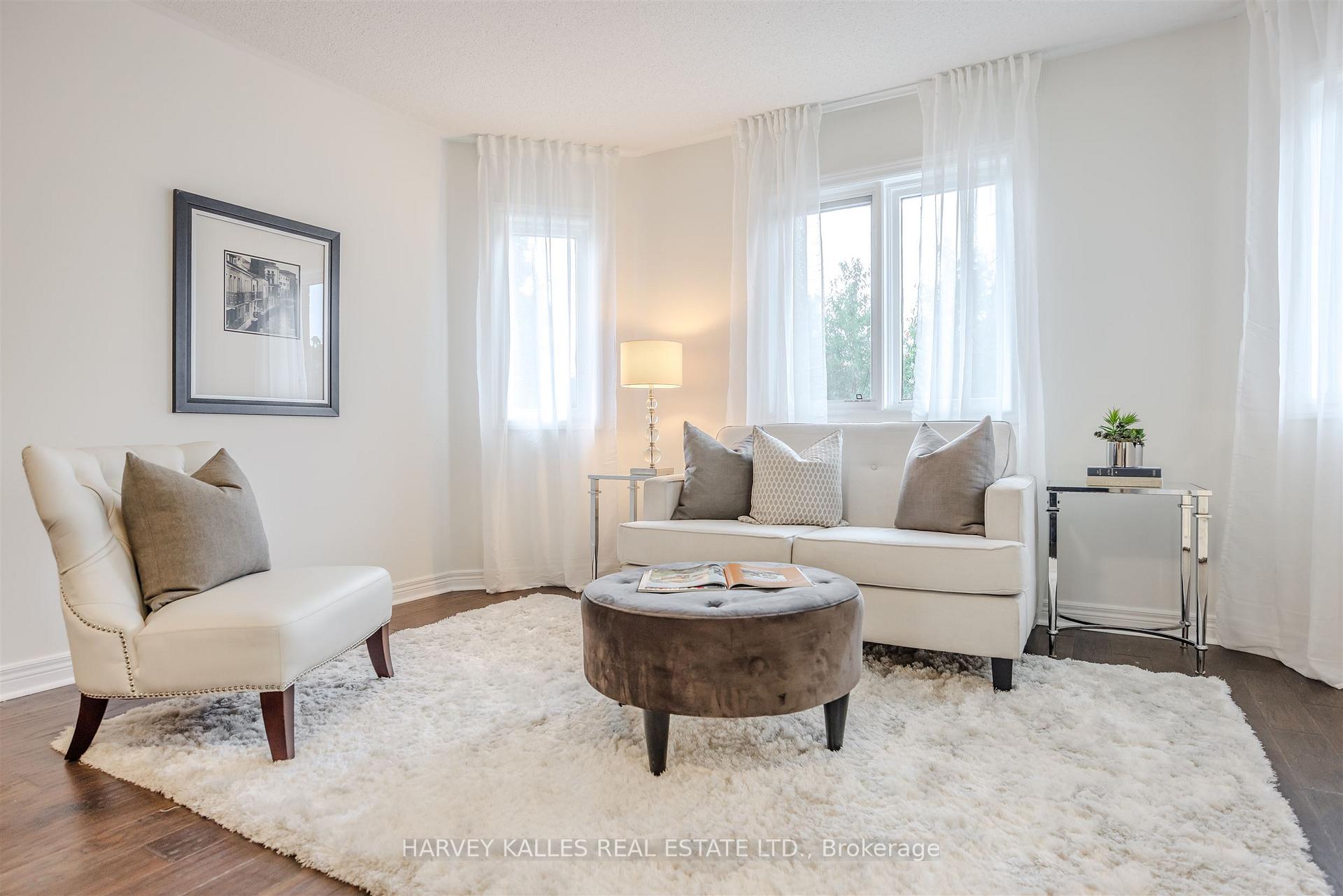 Photo 32 of 94 Sutcliffe Crescent, Markham, Cachet — HOMEH