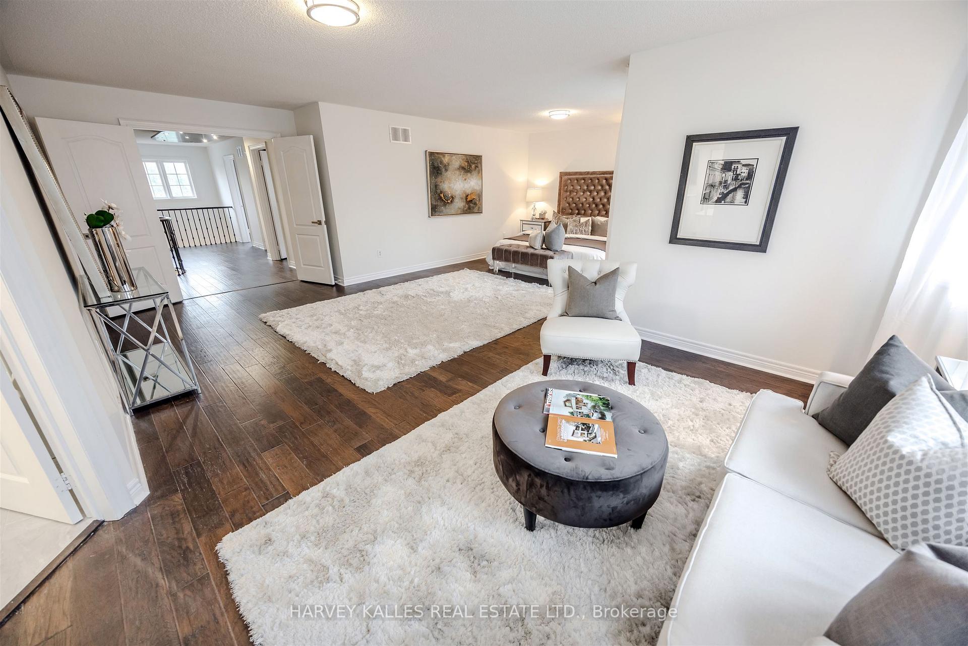 Photo 36 of 94 Sutcliffe Crescent, Markham, Cachet — HOMEH