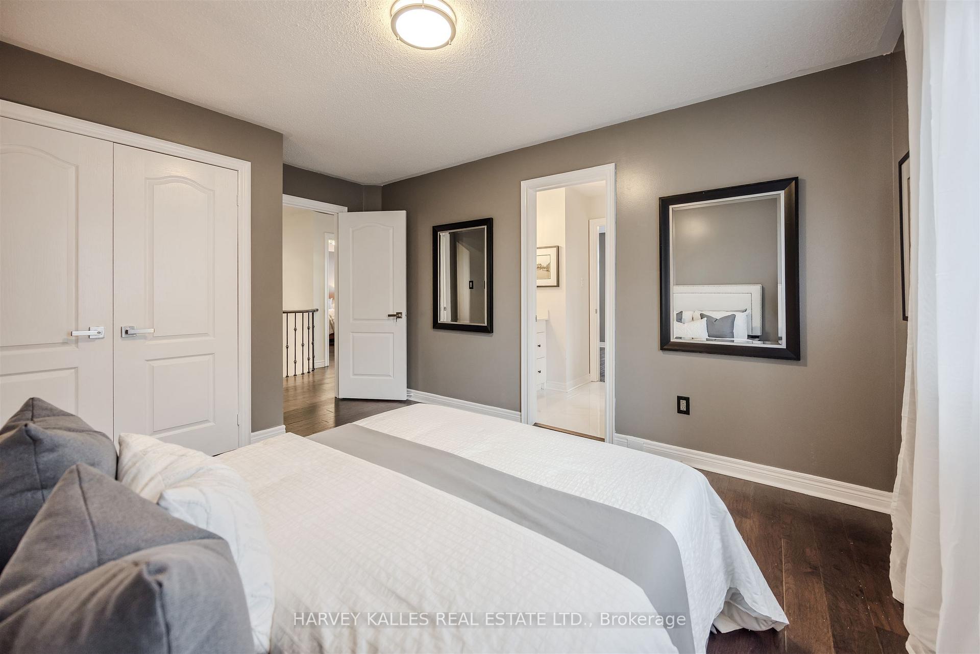 Photo 44 of 94 Sutcliffe Crescent, Markham, Cachet — HOMEH