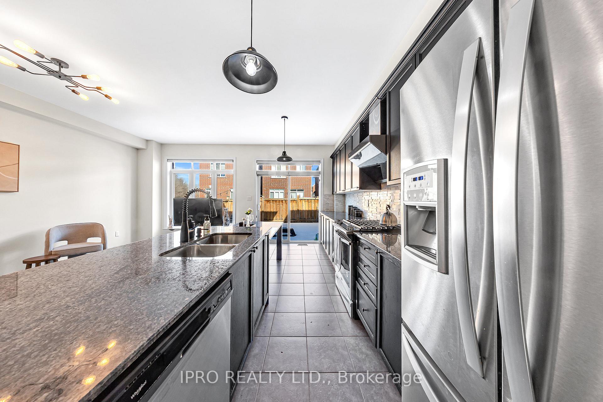 Photo 12 of 4 Titan Trail, Markham, Cedarwood — HOMEH