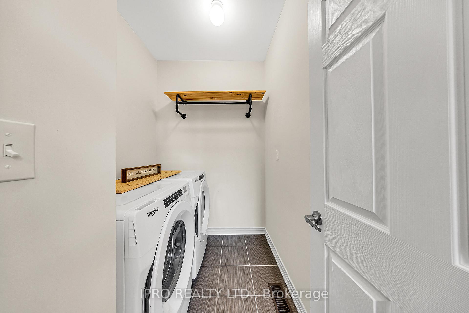 Photo 21 of 4 Titan Trail, Markham, Cedarwood — HOMEH