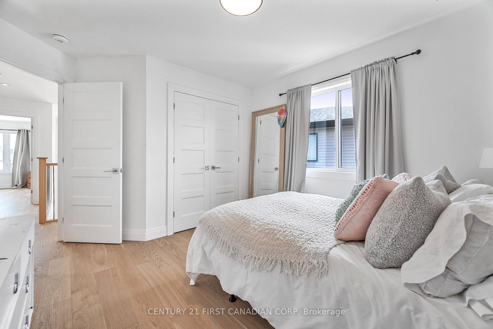 Photo 16 of 12 Locky Lane, Middlesex Centre, Komoka — HOMEH